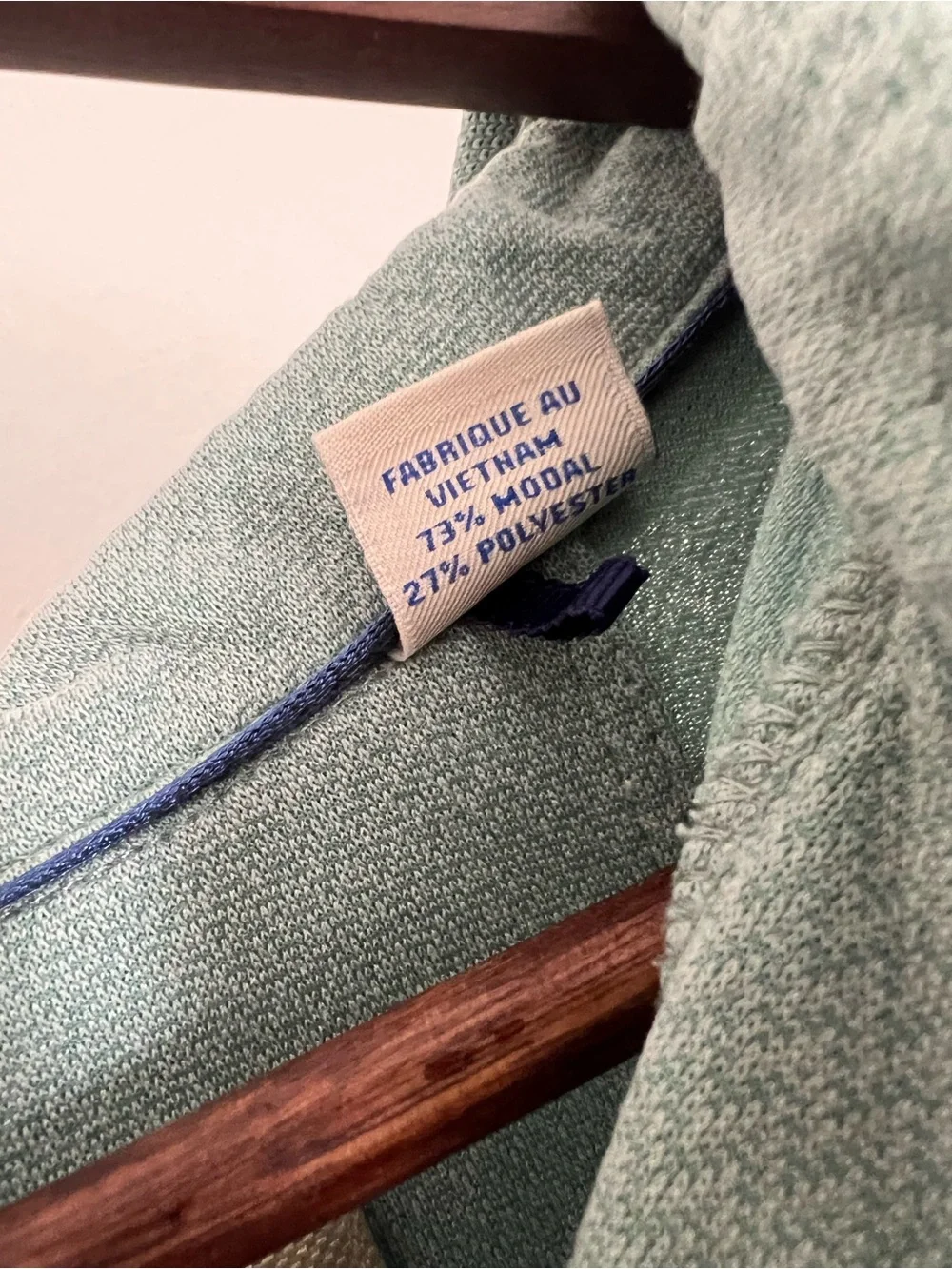 Tommy Bahama Mint Green Long Sleeve Polo Shirt Medium Coastal Casual Modal Blend - Picture 6 of 6